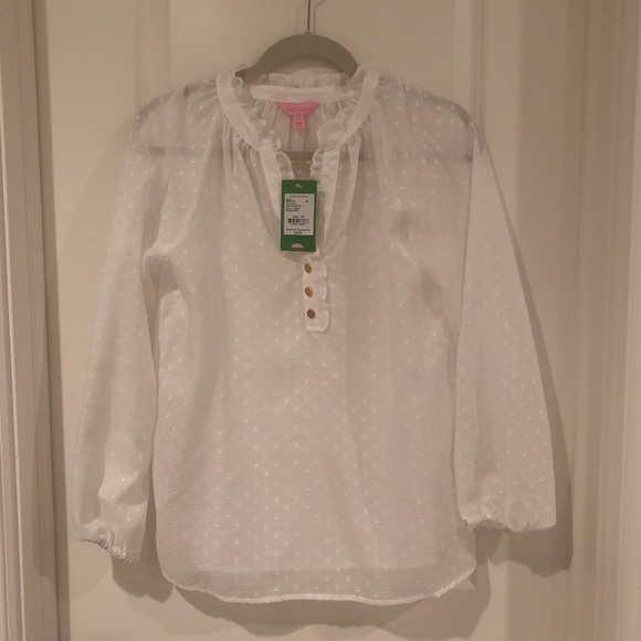 Lilly Pulitzer Tops - Lilly Pulitzer White Top NWT❤️